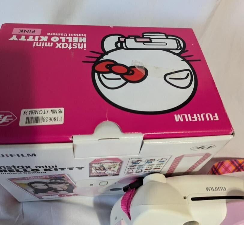 60 FUJIFILM instax mini HELLO KITTY　サンリオ 60 FUJIFILM instax mini HELLO KITTY サンリオ Fujifilm Instax