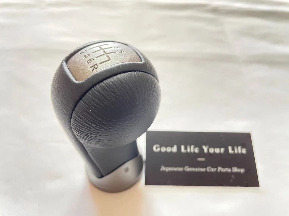 INFINITI G35 SKYLINE V35 BLACK LEATHER MANUAL SHIFT KNOB 6MT OEM S GENUINE OEM Foto 4 de 4