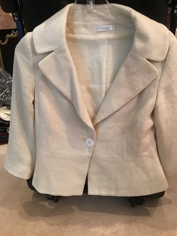 Chaiken  Cream Metallic Cropped Jacket Size 6