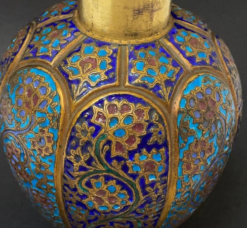 ANTIQUE KASHMIRI INDIAN ENAMELED GILT COPPER VASE / JAR KASHMIR - Picture 14 of 20