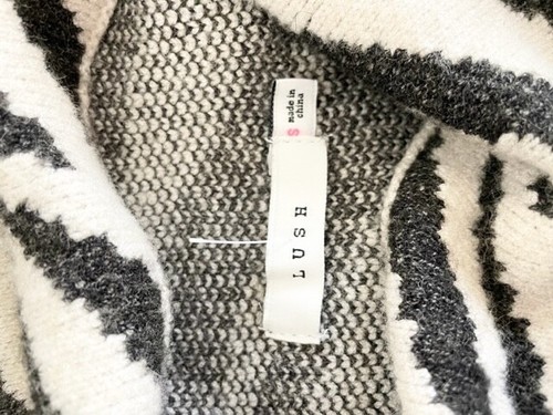 Lush Womens Knit Sweater Size S Cream Black Animal Print Mock Neck Dolman Sleeve - Picture 9 of 10