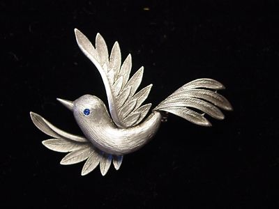 ''JJ'' Jonette Jewelry Silver Pewter 'Up-Winged BIRD' Pin