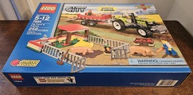 NEW Lego City Sets 7684 Pig Farm and Tractor + 7566 Farmer  -FACTORY SEALED-