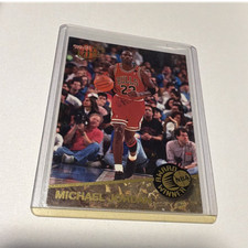 Fleer Ultra Michael Jordan #1 Chicago Bulls NBA Award Winner 1992-93 Card