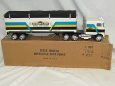 NYLINT SHUR-LOK ROLL UP CANVAS TRACTOR TRACTOR TRAILER--NOS IN BOX--NO RESERVE