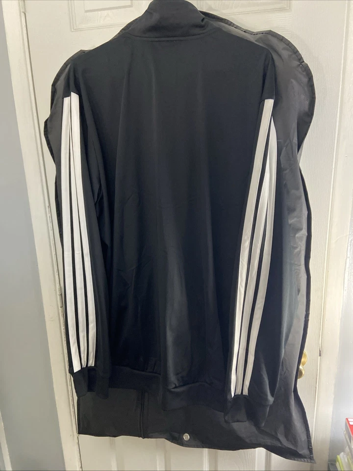 Blusa de pista Adidas masculina 3 listras tricot tamanho XXL - Preto e branco - Imagem 2 de 4