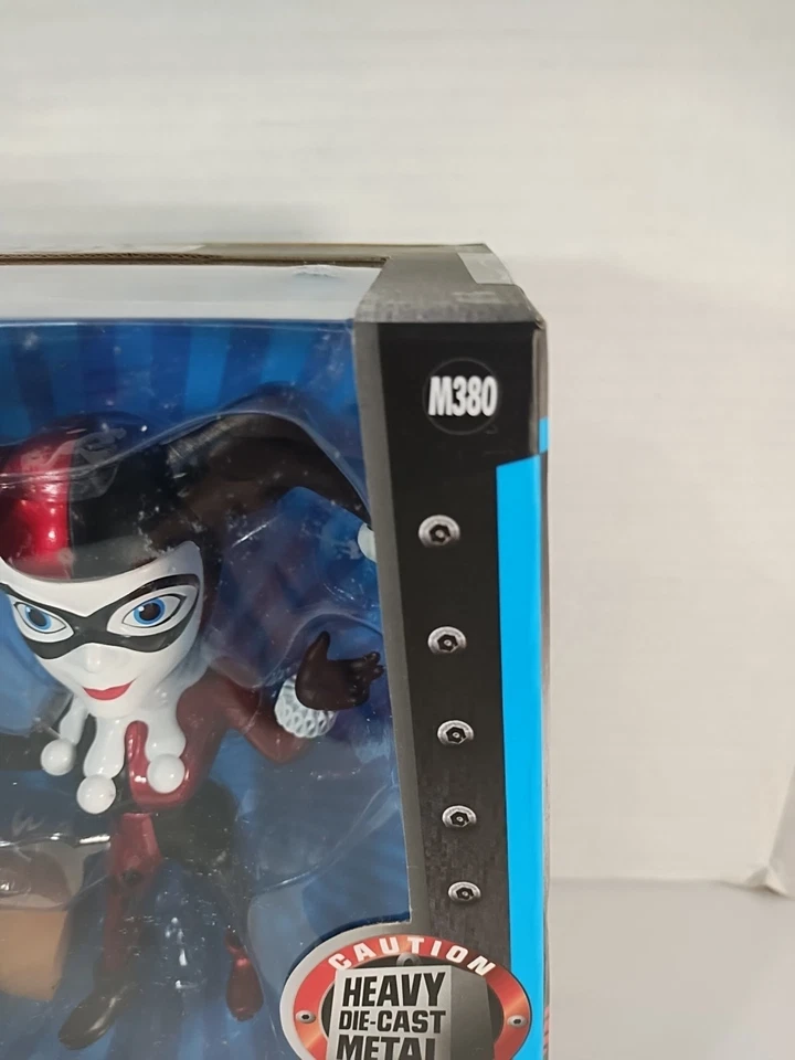 Lote de figuras Jada METALS Die Cast Batman (armado) M12 y Harley Quinn M380 NUEVO Foto 3 de 4