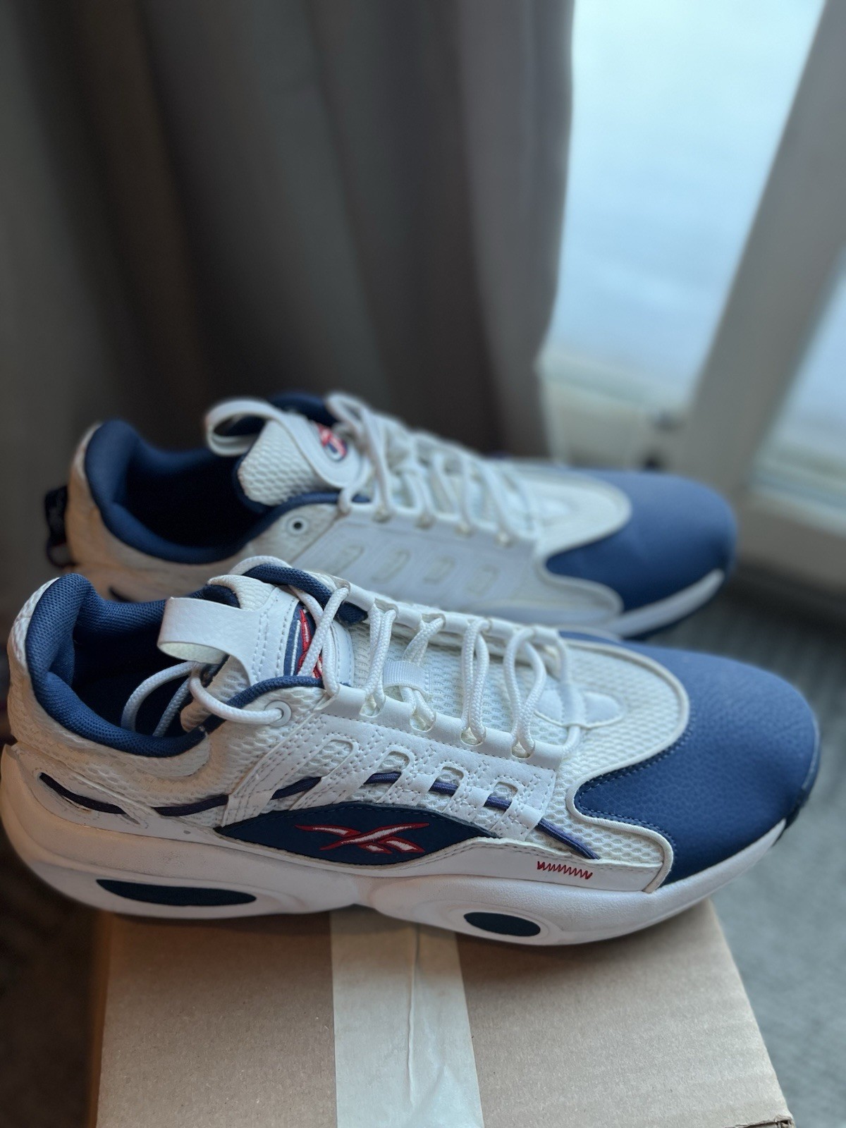 Redbox Allen Iverson Basketball Shoes thumbnail 2