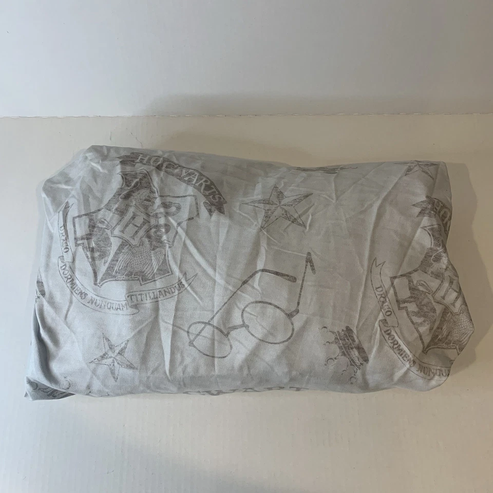 Wizarding World Harry Potter Flat, Fitted 2 Pillow Cases Full Sheets Hogwarts - Image 2 of 4