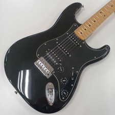 Fender Special Edition SSH E-Gitarre Erle Ahorn Hals
