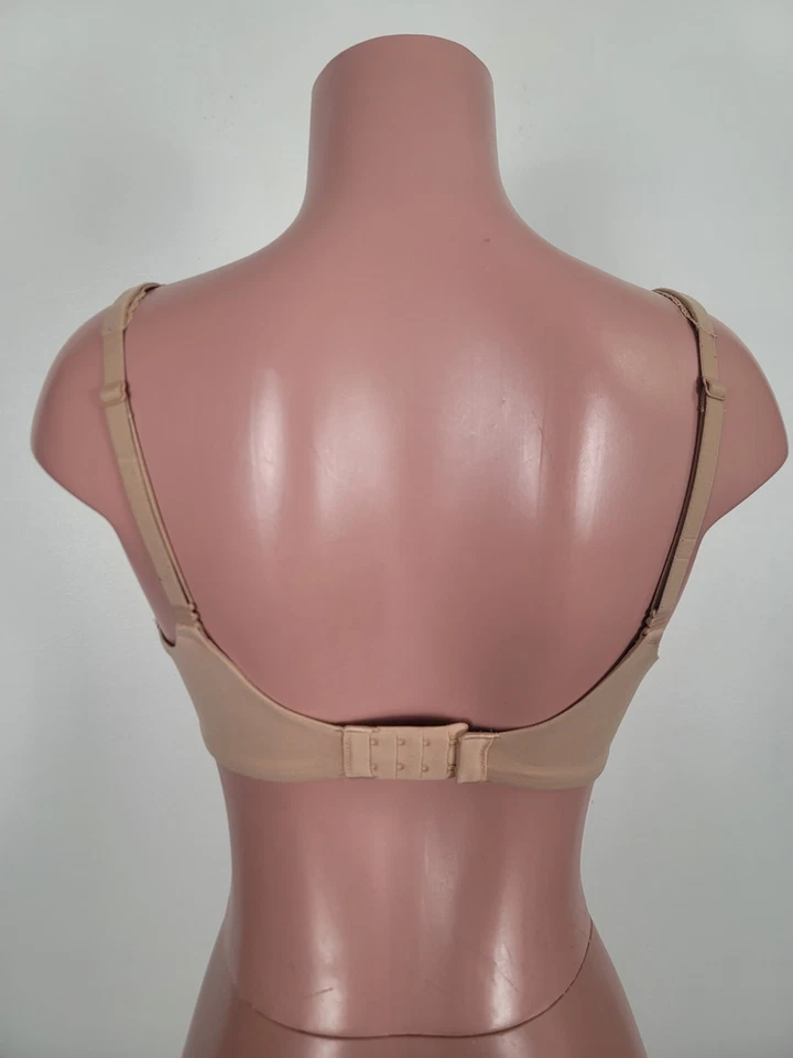 Victoria's Secret Body By Victoria Very Sexy No Wire Wireless Bra 34DD - Image 4 of 4