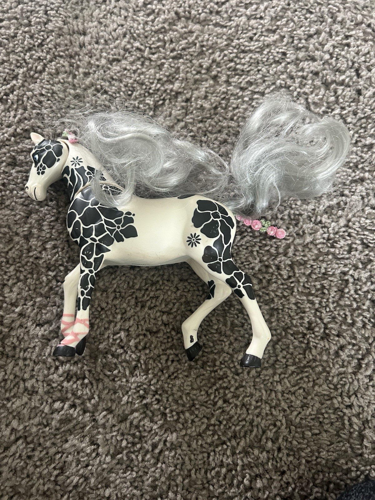 Bella Sara Flora Jakks Pacific From Horse Mom and Baby Set Toy Figure 2010