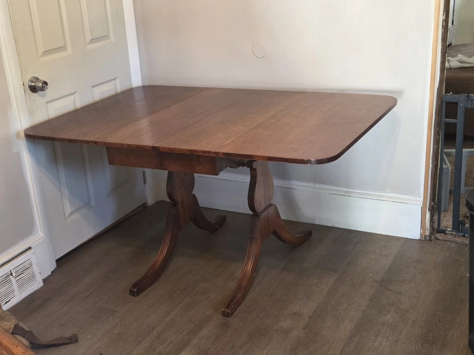 Antique Mahogany Dunkin Phyfe Drop Leaf Dining Table - Image 3 of 4