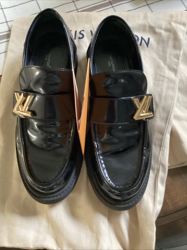 Louis Vuitton Women’s Academy Flat Loafer