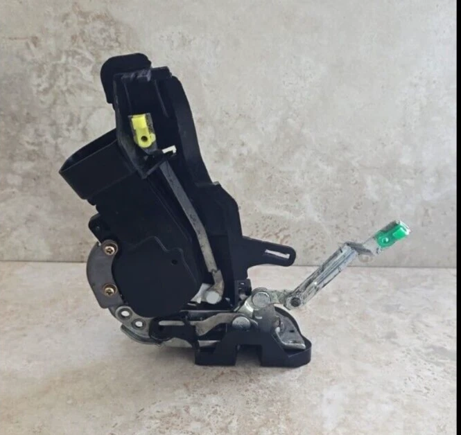 Actuador de cierre de puerta trasero derecho Toyota Camry 1997 a 2001 garantía de por vida Foto 4 de 4