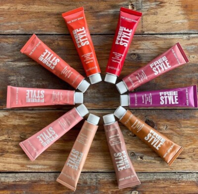 The Body Shop Freestyle Multitasking Farbe - Lippen, Wangen und Augen - NEU