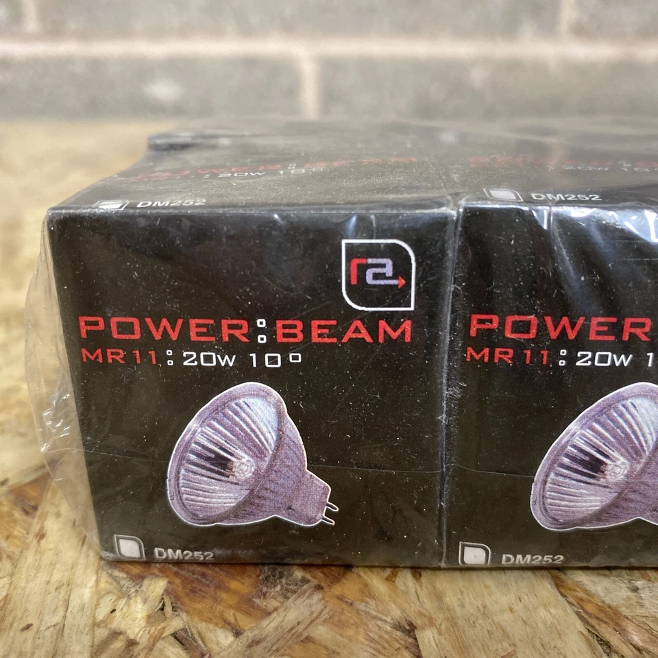 Power Beam 20w MR11 Halogen Spot Lamp Light Bulbs Pack Of 10 DM252 - Image 2 of 3