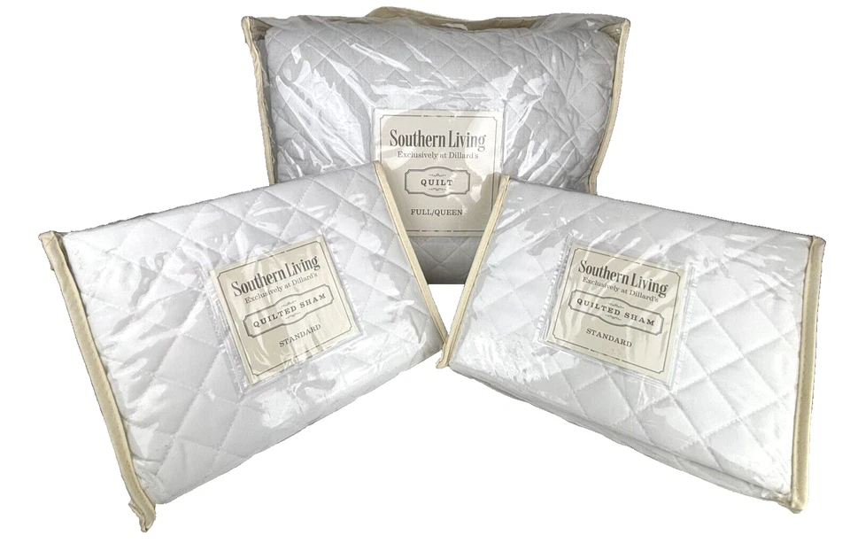 Juego de edredón Southern Living Belmont con patrón de diamantes fundas blancas a juego Foto 4 de 4