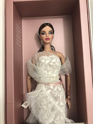 Fashion Royalty Isha Divinity NRFB | eBay