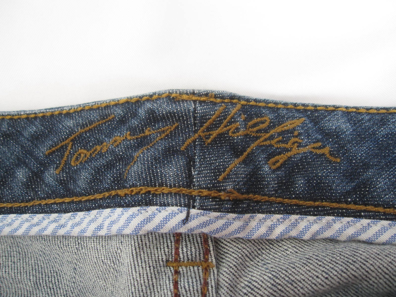 Tommy Hilfiger Low Rise Wide Leg Bootcut Denim Jeans Women Sz 4R (WP410) thumbnail 6