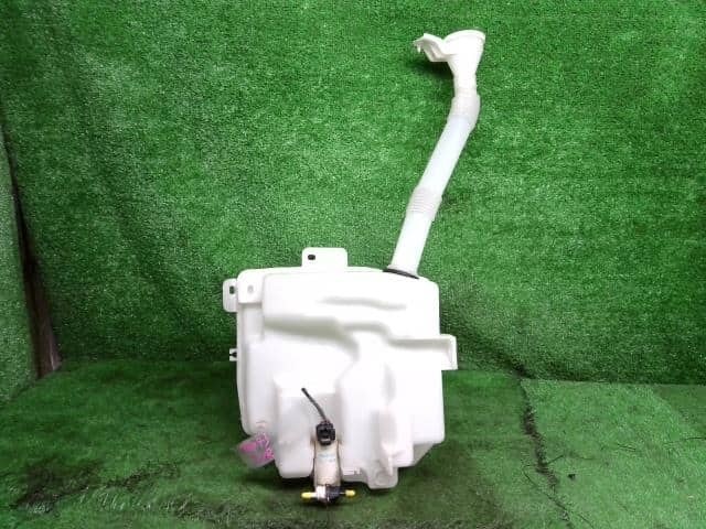 MITSUBISHI RVR 2010 DBA-GA3W Windshield Washer Tank [Used] [PA73478972]