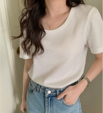 Women's Round Neck Hundred with Thin Floral Short-sleeved Bottoming T-shirt Tops