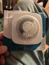  Utilitech Indoor 24 Hour Plug In Timer 