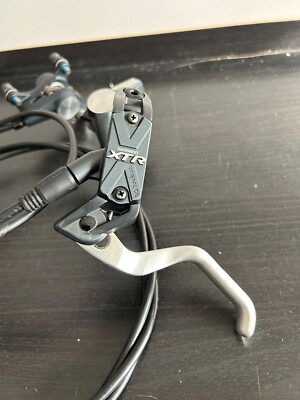 Shimano XTR BR-M975/BL-M975 Brakes Set F&R plus XTR rotors 160