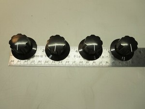 Daka-Ware, Chicago, Knob, Bakelite, 2 Set Screws, 4 Units Per Lot