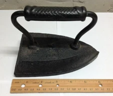Vintage Sad Iron 3-3/4" x 6-1/4" x 4-1/2"  Inch Cast Flat Iron Heavy Door Stop