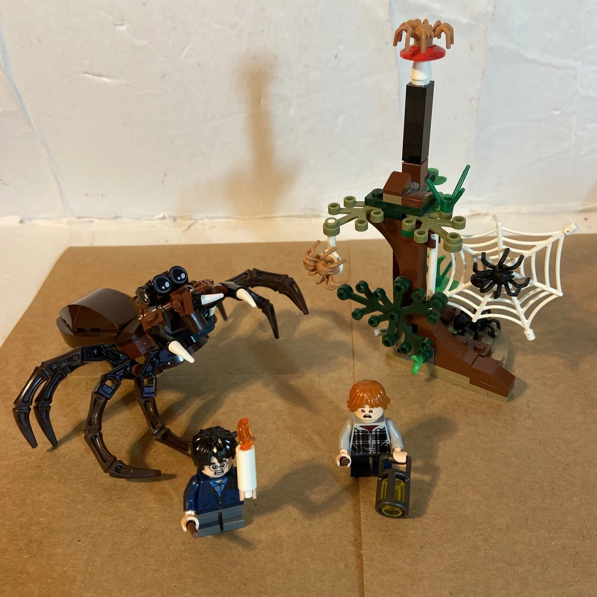 LEGO 75950 Aragog s Lair Harry Potter Spider Set Missing some pieces