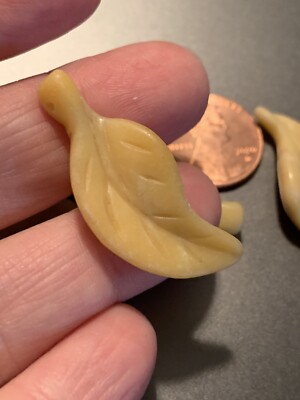 Yellow Jade Onyx Carved Leaf Leaves Semi Precious Gemstone Bead Pendant 34mm