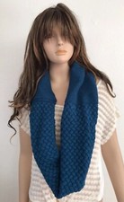 New with Tags D Y Chunky Knit Infinity Scarf, Soft Knitted Blue