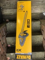 DeWalt DCMHT562P1-GB18V XR Hedge Trimmer With 1 x 5Ah Battery brand new boxed