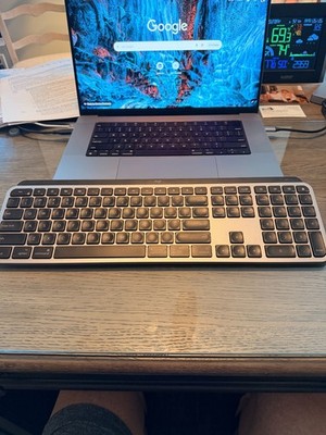 Logitech MX Keys S for Mac Wireless Keyboard   Used