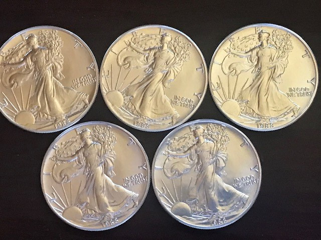 {5} 1988 $1 American Silver Eagle 1 oz Brilliant Uncirculated