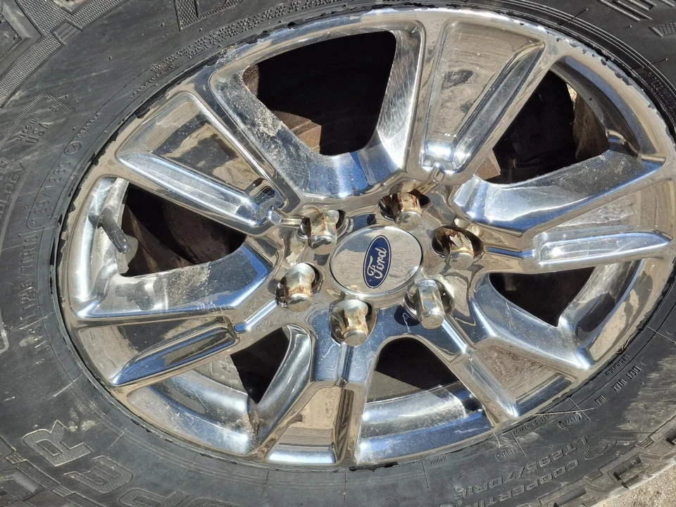 Used Air Cleaner Assembly fits: 2011 Ford F150 PICKUP 3.7 Grade A - Image 4 of 4