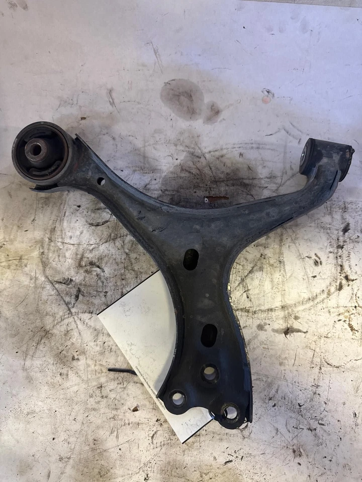 Brazo de control inferior delantero derecho HONDA CIVIC 13 14 15 Foto 2 de 2