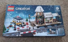 LEGO Creator Winter Village Station 10259 Christmas Building Kit Retired Set NIB