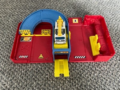 Matchbox Hero City Fire Station Take-Along Spielset inkl. Schnorchel Feuerwehrauto