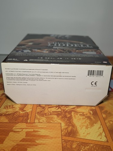 Figurina UFC Live Chuck Liddell & Randy Couture 2010 - Zuffa Round 5 - nuova con scatola - Foto 8 di 16
