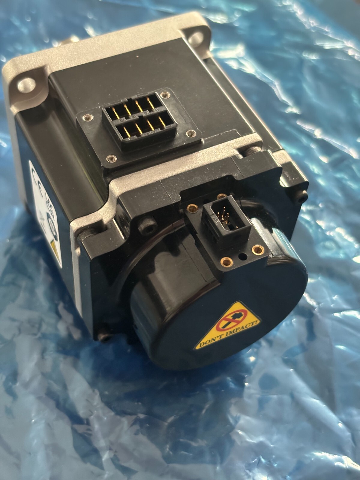 Moteur Servo Omron R88M pour Remplacement Axe Numérique CNC 200W - 2