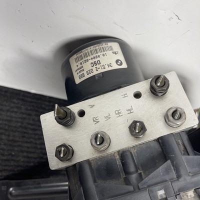 2002 BMW M3 ABS Unit Anti Lock Brake Pump DSC Control 2229801 for 