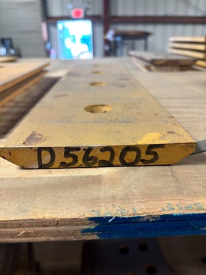 D56205 CUTTING EDGE 3/4X6X26'' DBF EDGE [4] 3/4'' PLOW HOLES 6'' ON CTR