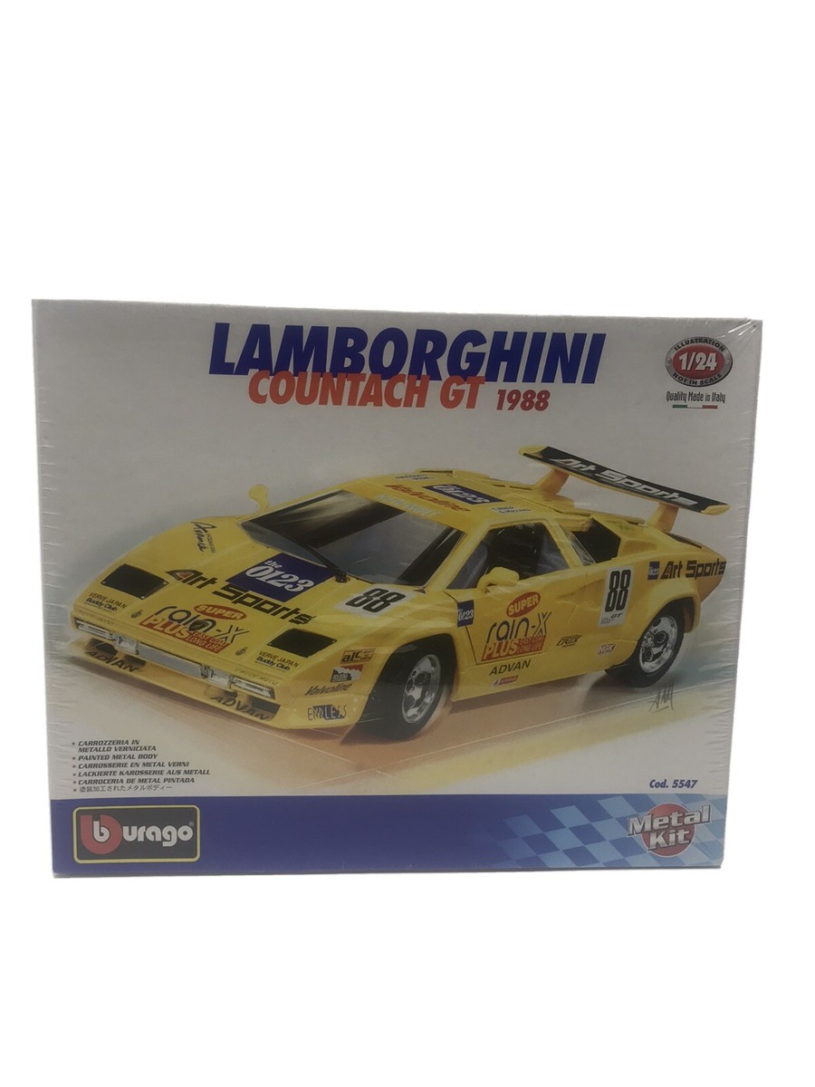 ブラーゴ　Bburago Lamborghini Countach (1988) Burago Red 1988 Lamborghini Countach 1/24 scale Die Cast