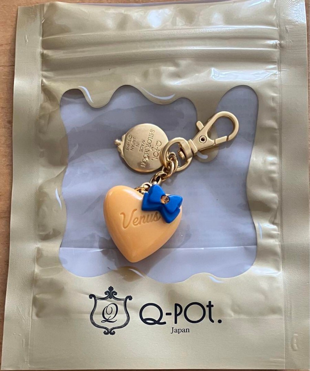 Q-pot. バッグチャーム　ヴィーナス Sailor Moon Q-Pot Pretty Guardian Bag Charm Venus | eBay