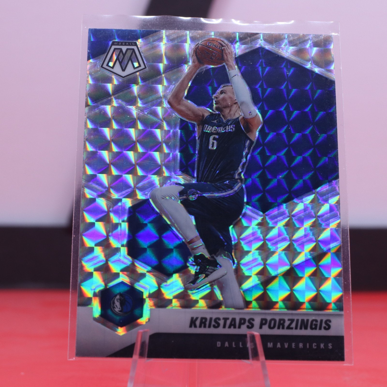 2020-21 Panini Mosaic - Kristaps Porzingis  #74 Silver Mosaic