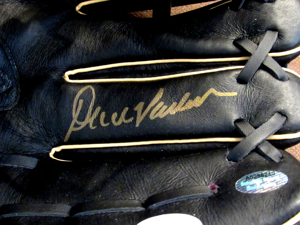 DAVE PARKER NL MVP 78 PIRATES REDS HOF SIGNED AUTO WILSON A450 GLOVE JSA BEAUTY - Image 4 of 4
