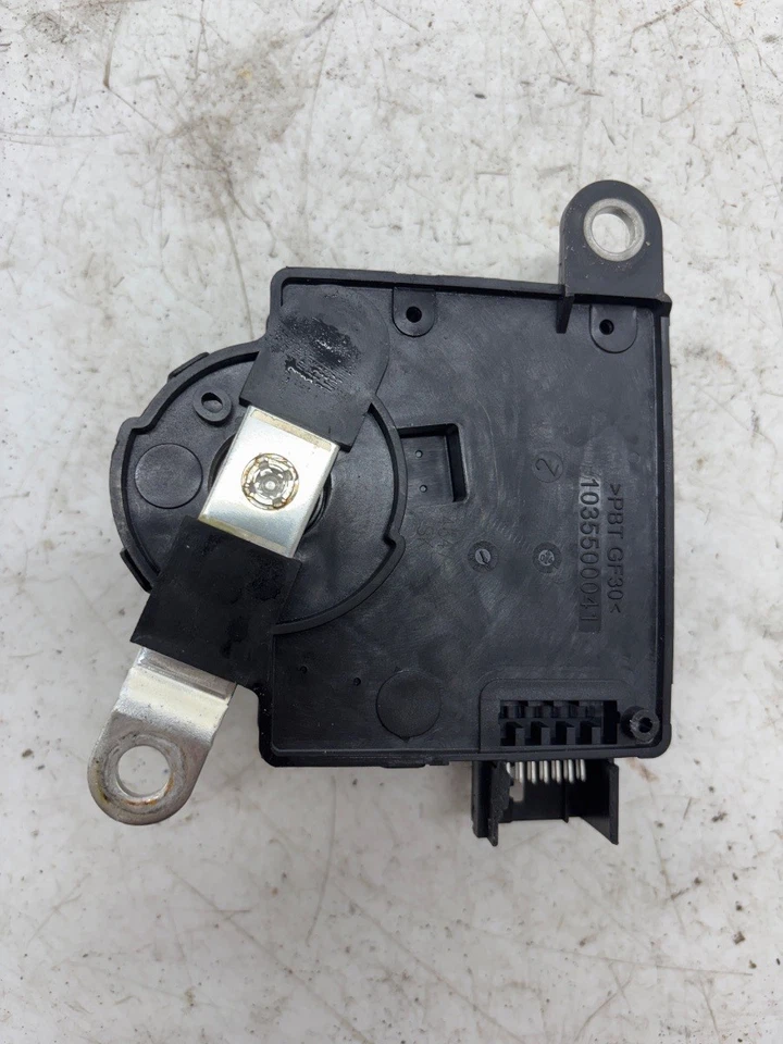 Modulo comando alimentazione batteria Audi Q7 4L (2005-2009) 4L0915181 - Immagine 3 di 4