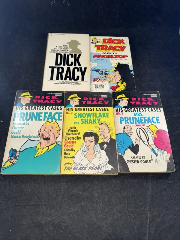 Lot of 4 Dick Tracy Comics 1 Novel Soft Cover Books